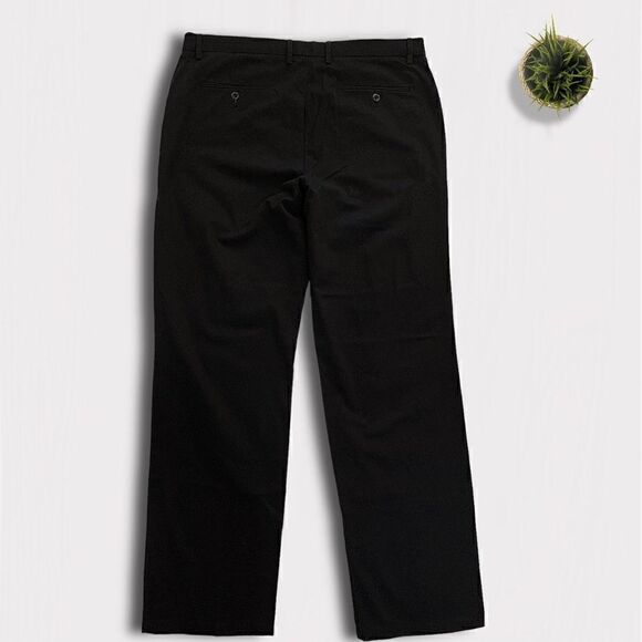 Dockers Black Signature Khakis Classic Fit Sz 38X34 - Picture 2 of 13